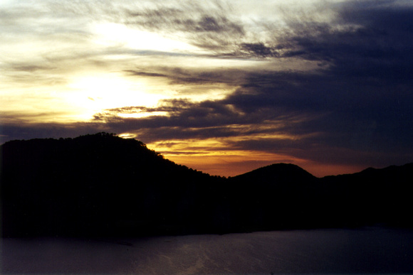 SS051-0019.jpg